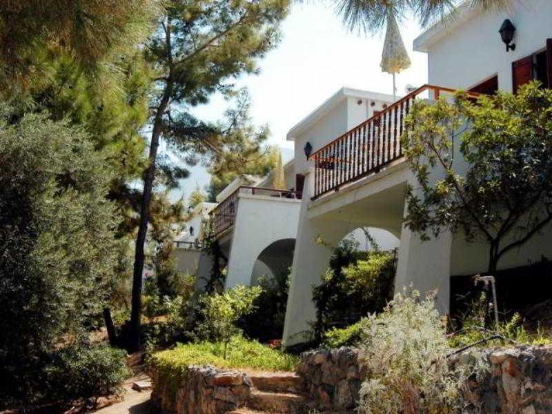 Onar Village 키레니아 외부 사진